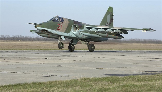 VIDEO: Sestřelili jsme další ruský letoun Su-25, hlásí Ukrajina