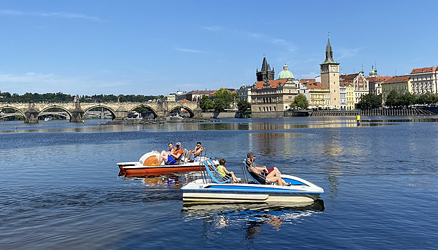 Na 22 stanicích v ČR padly teplotní rekordy. Doksany hlásí 36,3 stupně