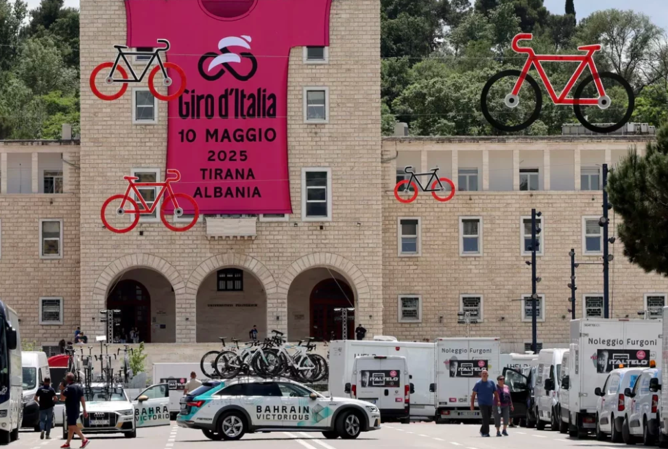 Růžová cyklistická symfonie začíná v Albánii: Giro d’Italia 2025 a jeho historický vstup na balkánskou půdu